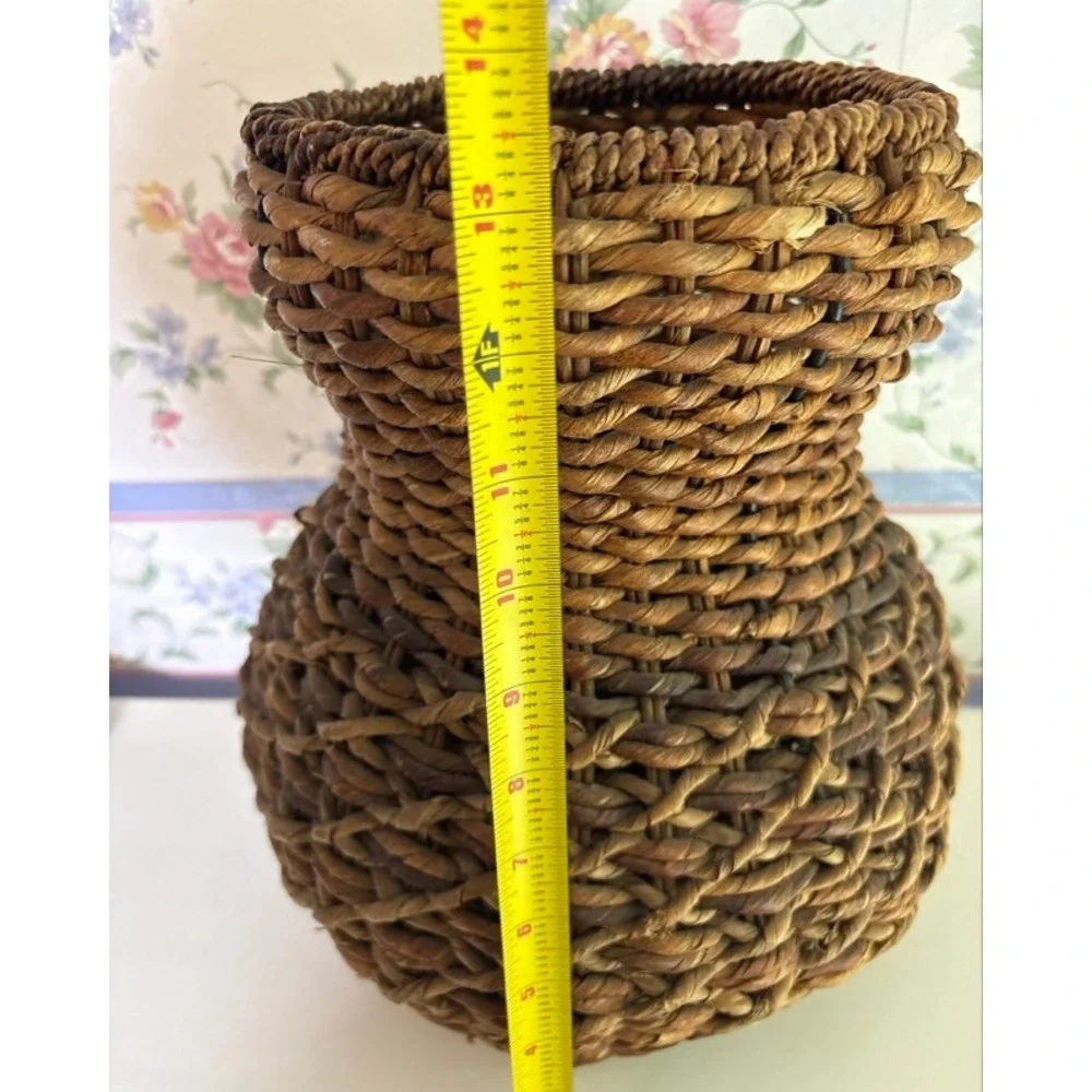 Vintage Woven Seagrass Basket Vase Rustic Natural Fiber Decorative Boho Urn 10in